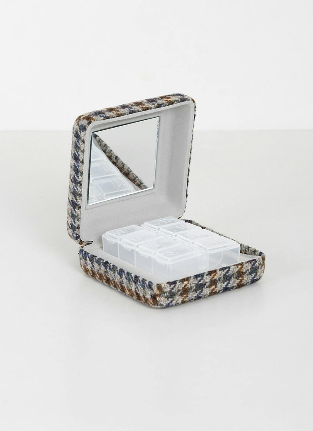 Travel Pill Box Hounds Tooth