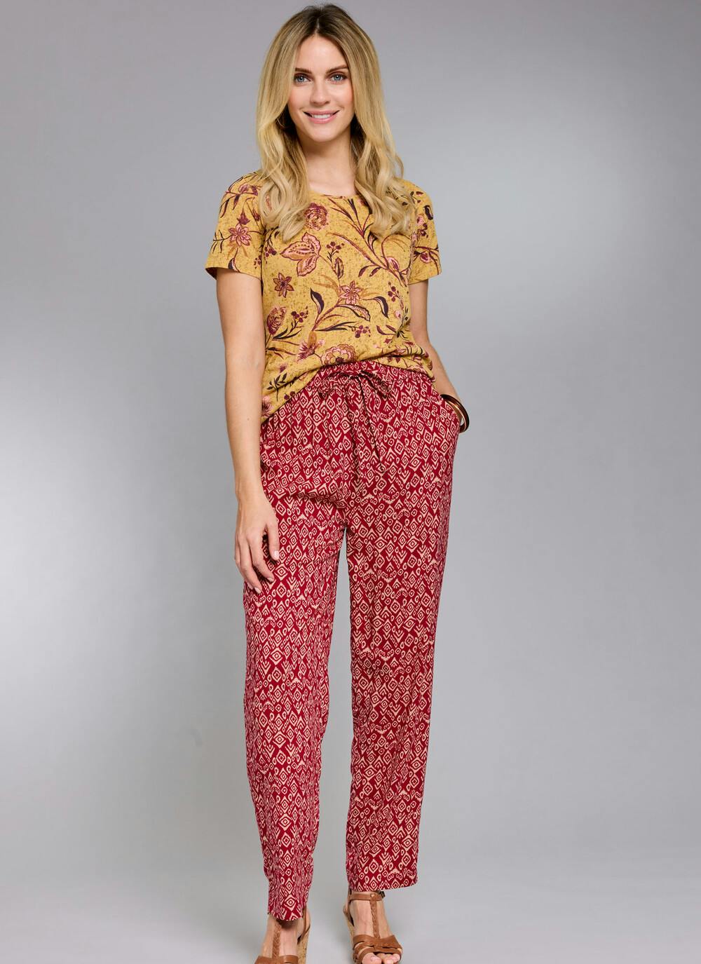  Tapered Print Trouser