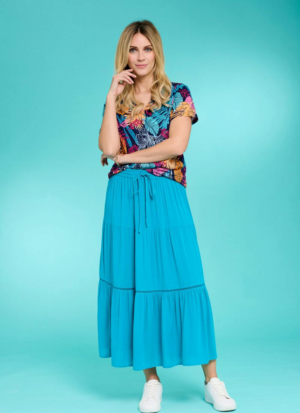  Elasticated Waist Tiered Midi Skirt