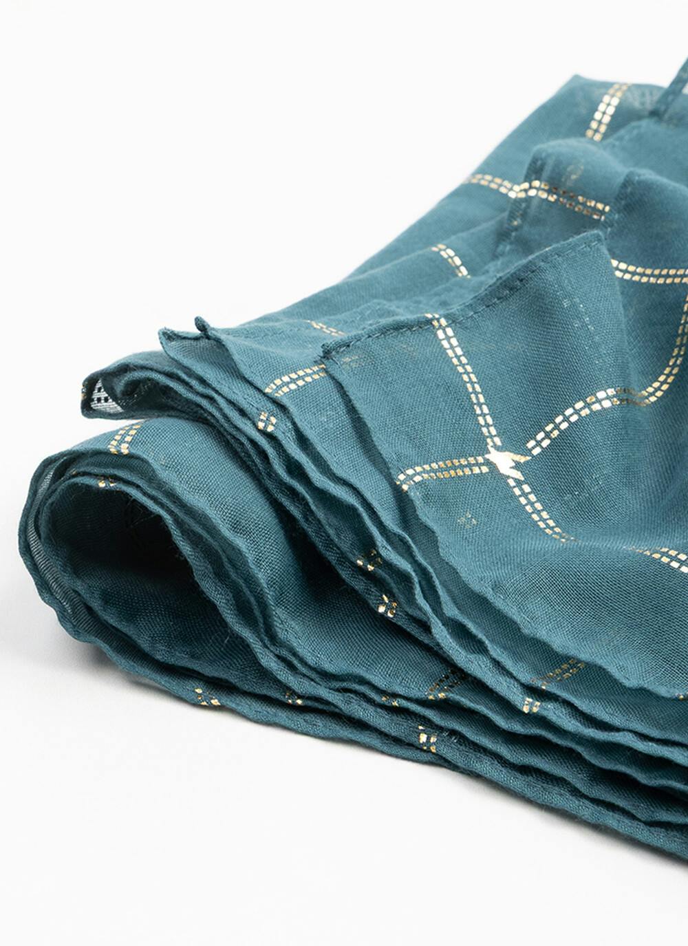  Lightweight Foil Check Scarf