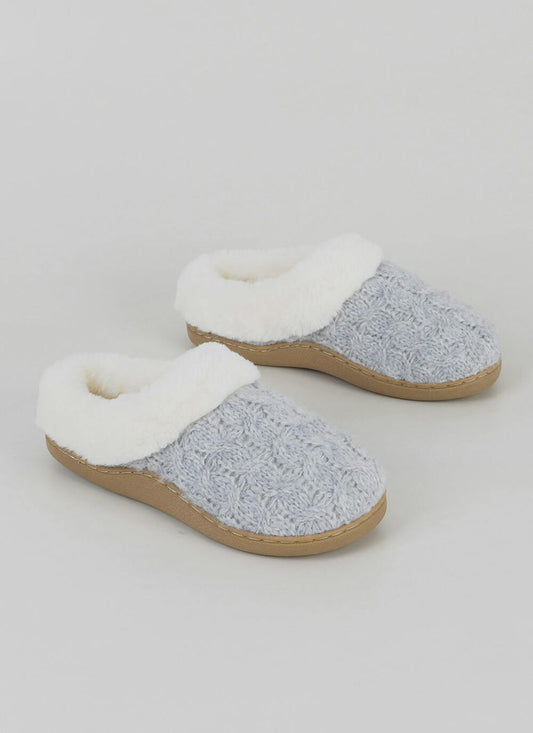  Comfy Faux Fur Lined Cable Mule Slippers