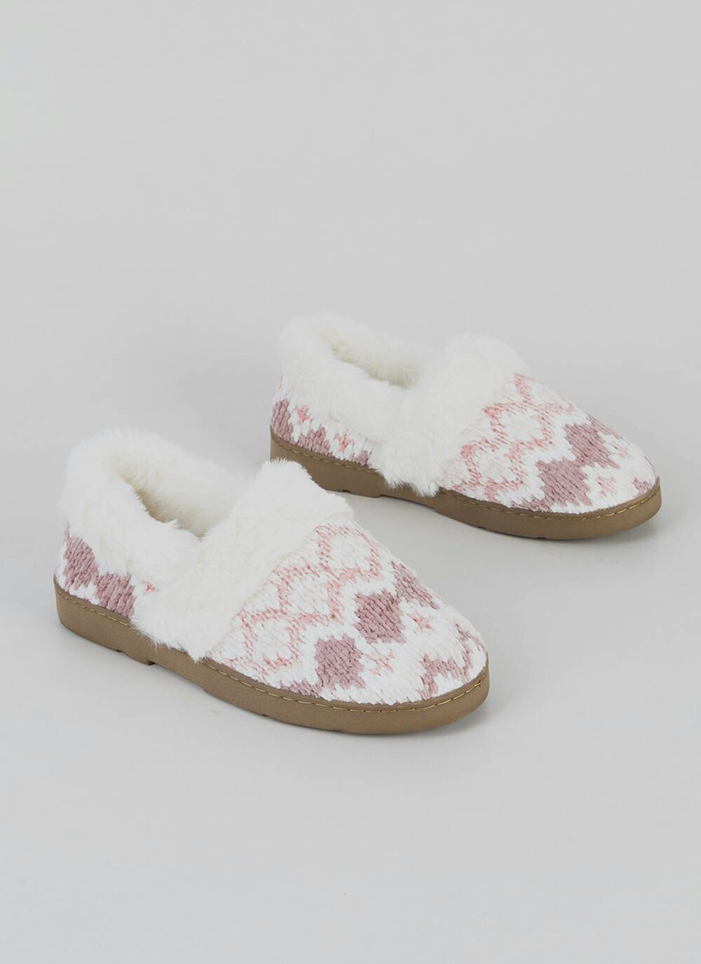  Comfy Faux Fur Lined Fair Isle Full Slippers