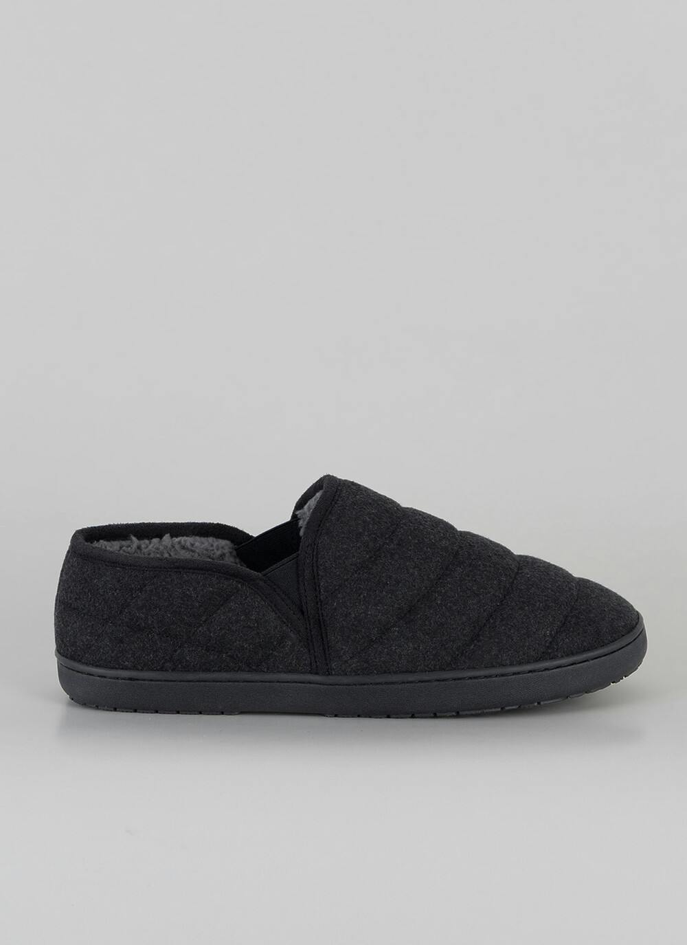  Plush Lined Quilted Full Slipper