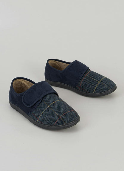  Easy On Plush Lined Check Full Slipper