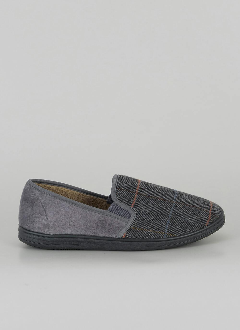  Plush Lined Check Full Slipper