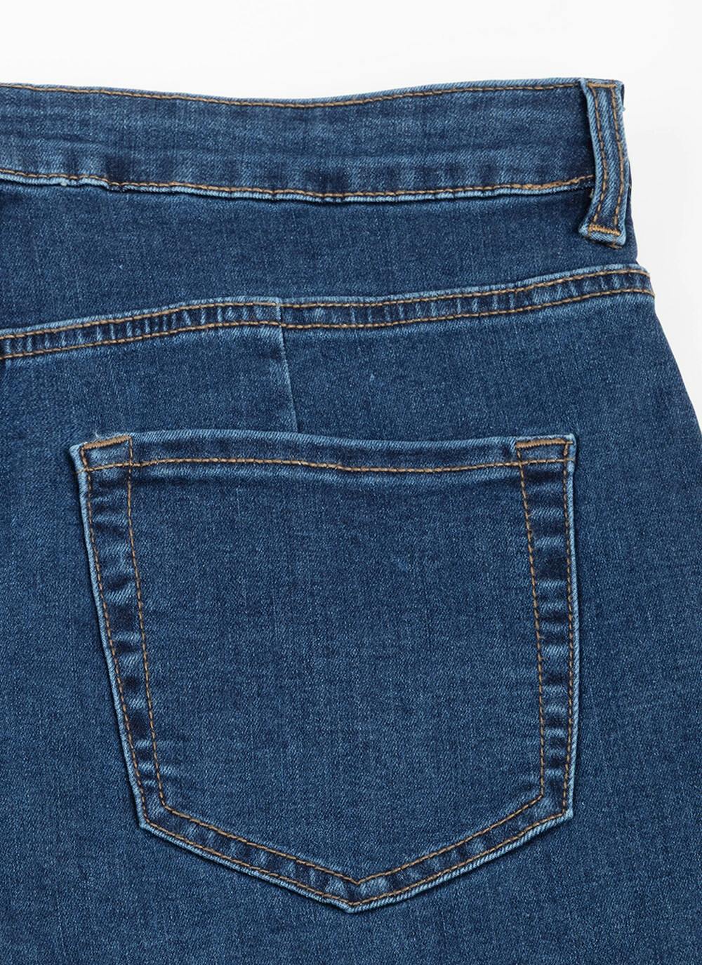  Denim Mom Jean