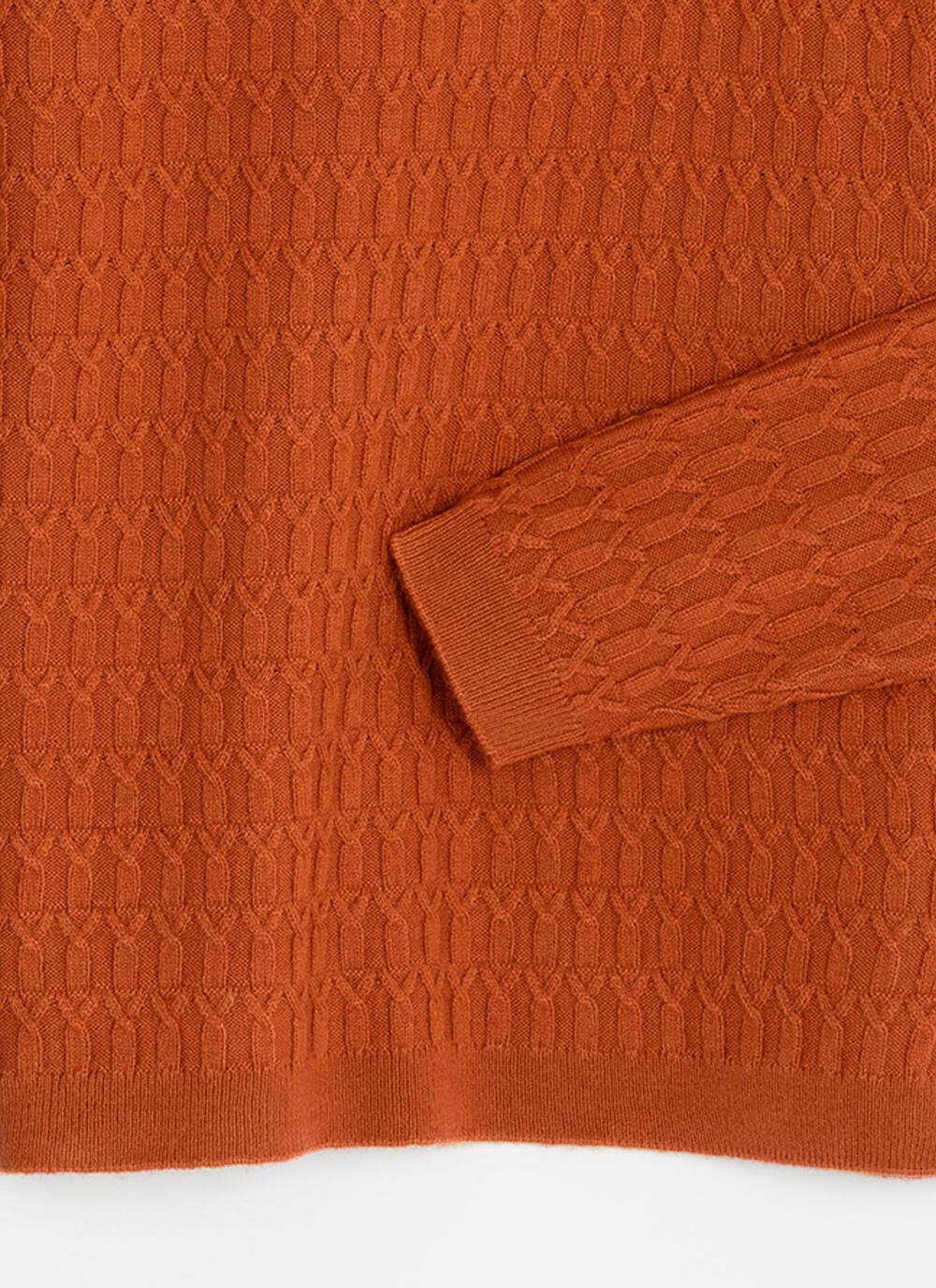  Cable Knit Turtle Neck Jumper