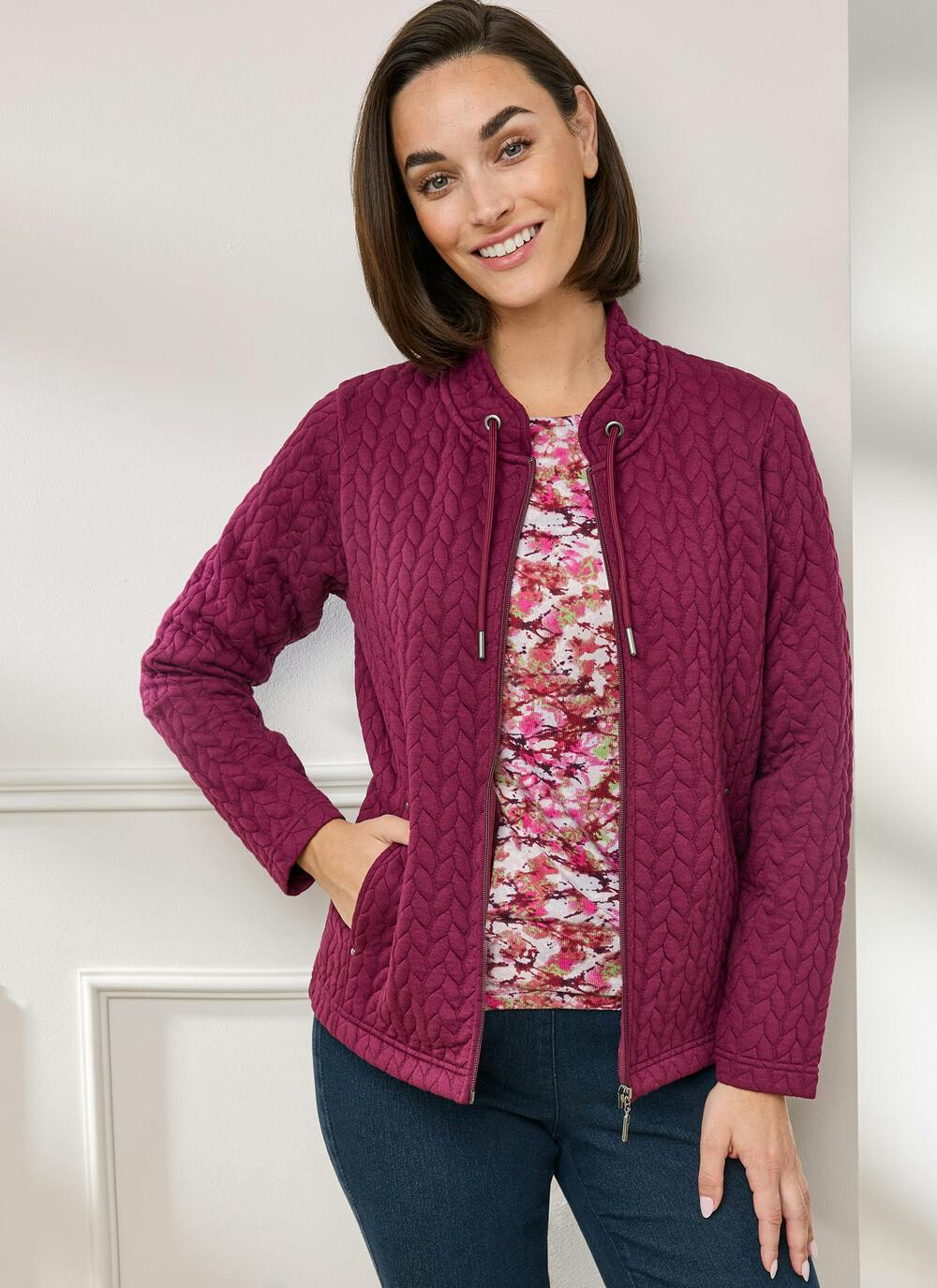  Quilted Funnel Neck Jacket