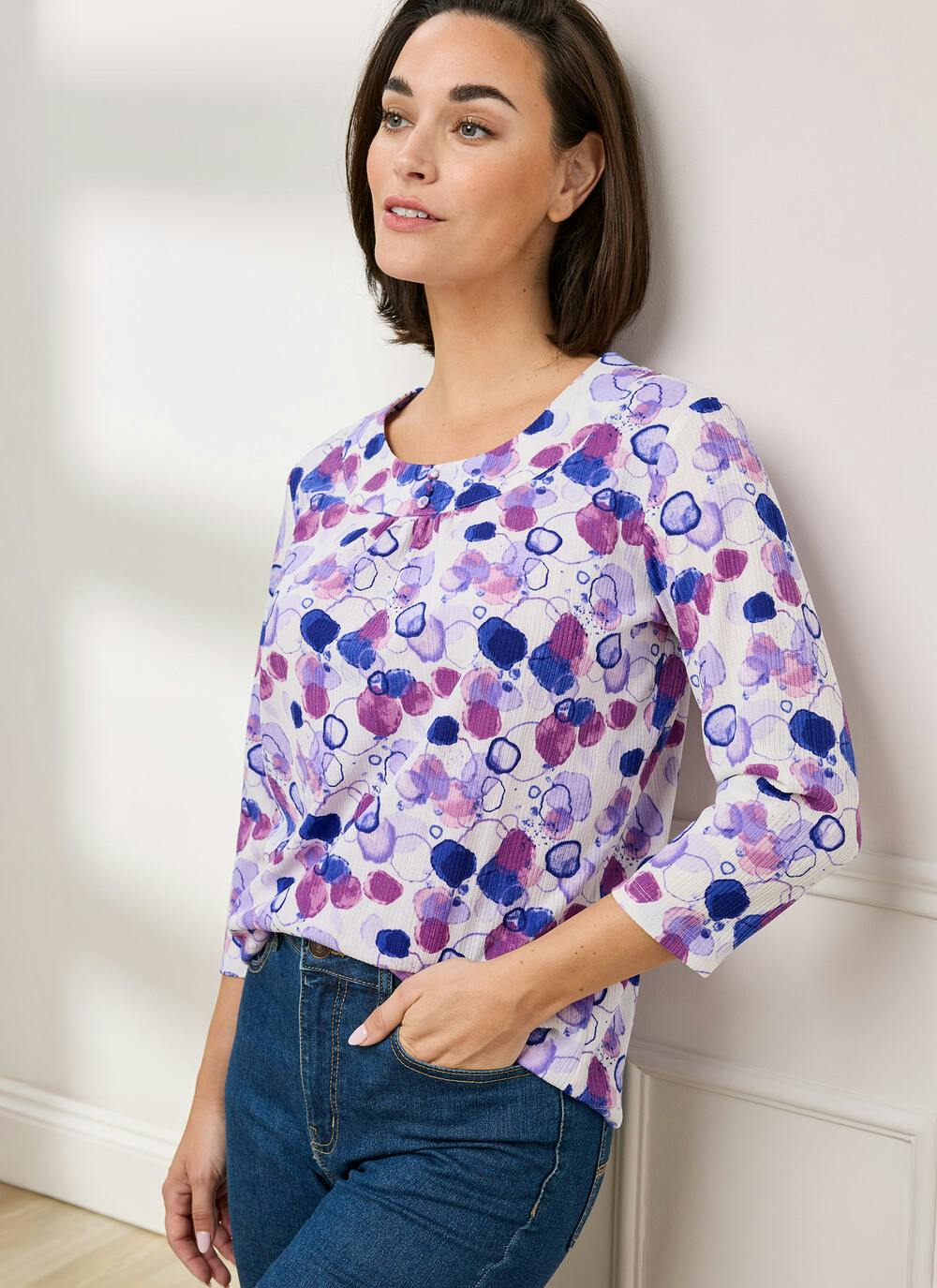  Textured Ruched Neck Print Top
