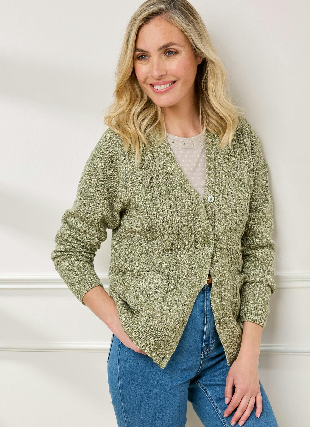  Cable Knit V-Neck Cardigan
