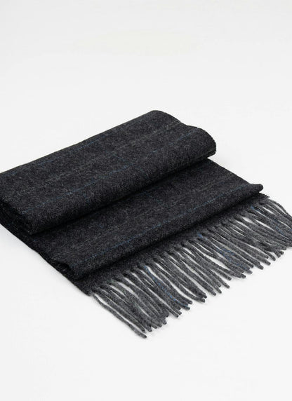  100% Wool Scarf In Grey Check