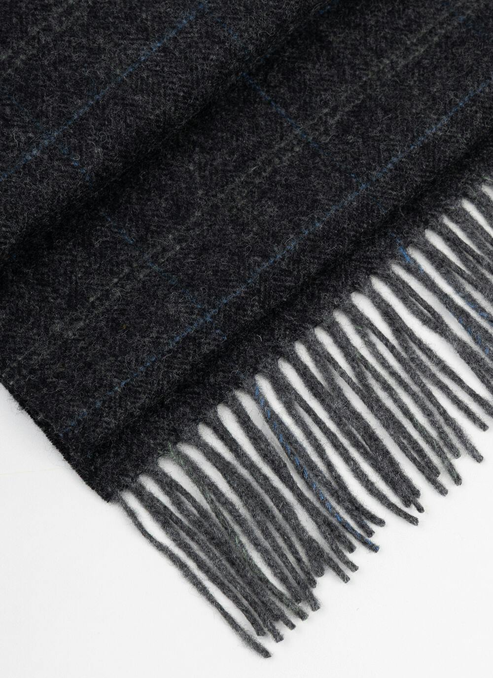  100% Wool Scarf In Grey Check