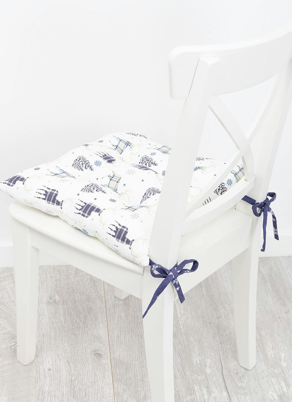 Stag Print Cotton Navy Seat Pad