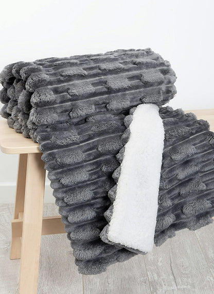  Chunky Rib Sherpa Fleece Grey Throw